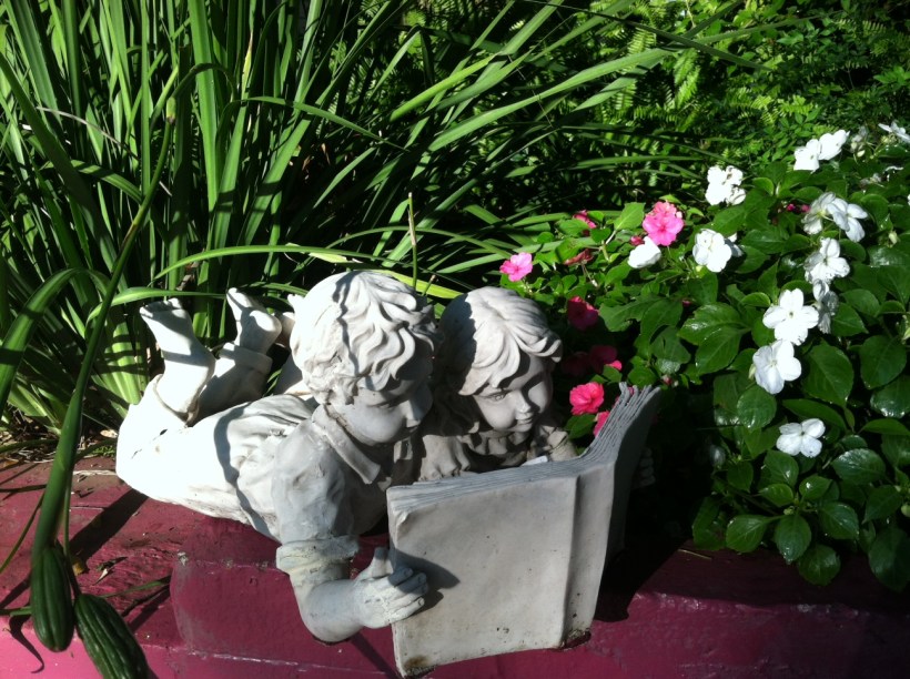 Patio pose, little readers frozen in time