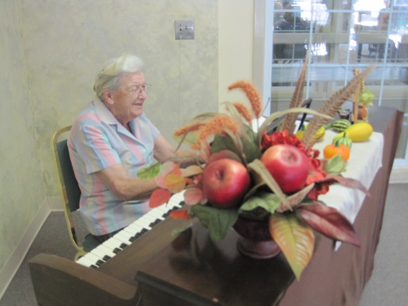 ruthiepianorheems-copy